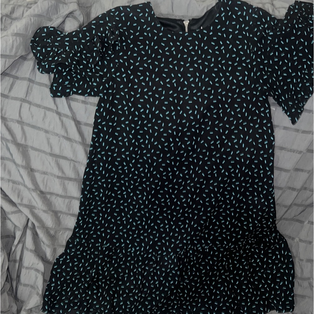 ✨ 3 / $13 Black and Blue Patterned Dress